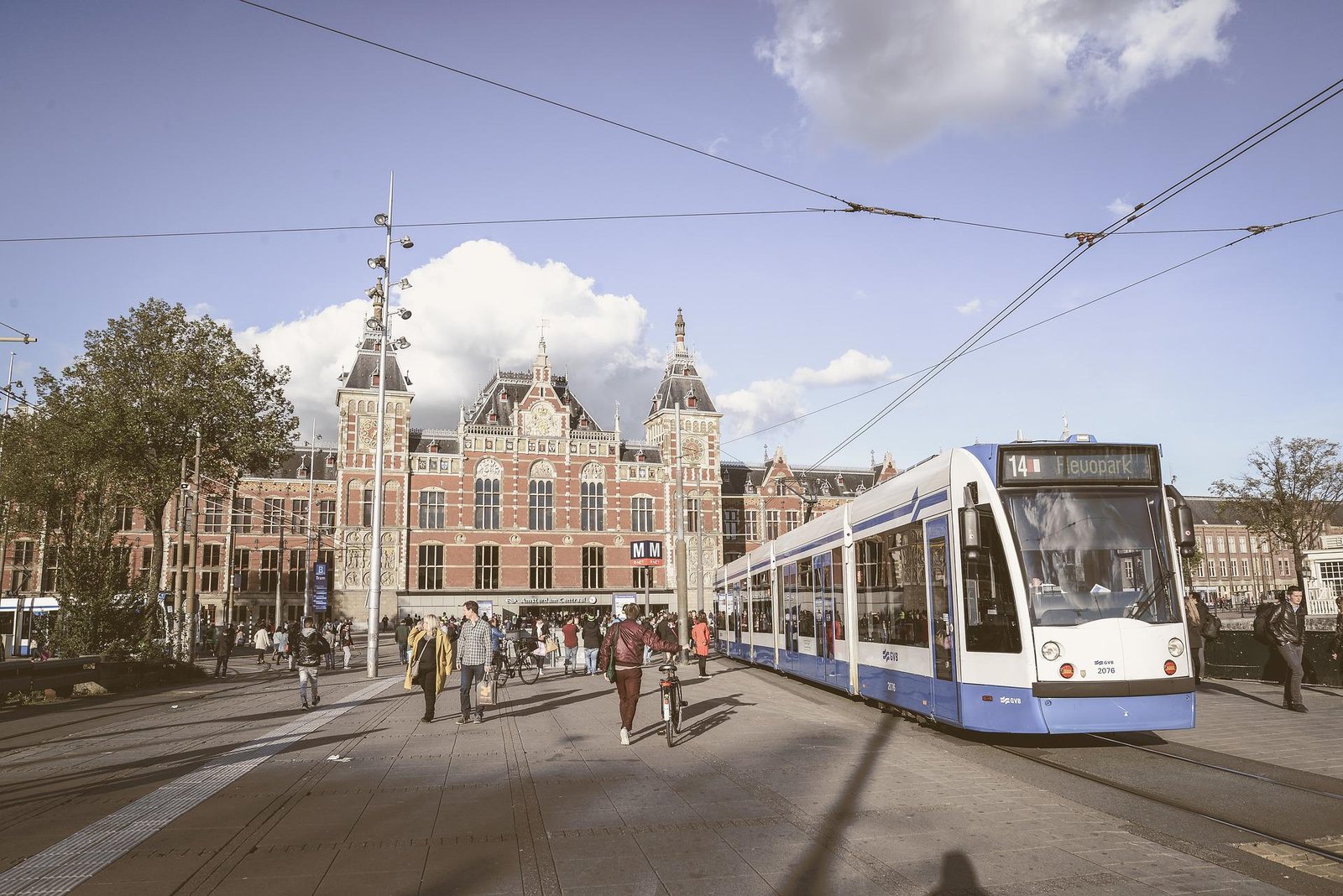 Trambestuurder mag na handgemeen niet worden ontslagen 1 tram